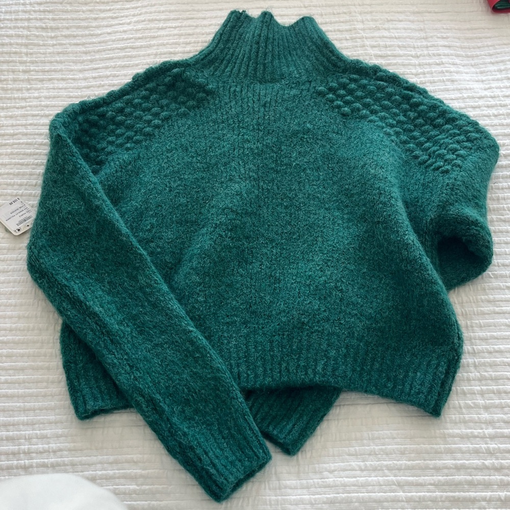 NWT Free People Cropped Turtleneck Sweater